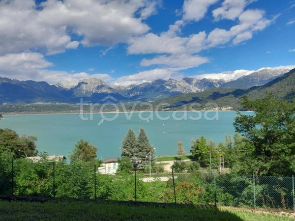appartamento in vendita ad Alpago in zona Santa Croce