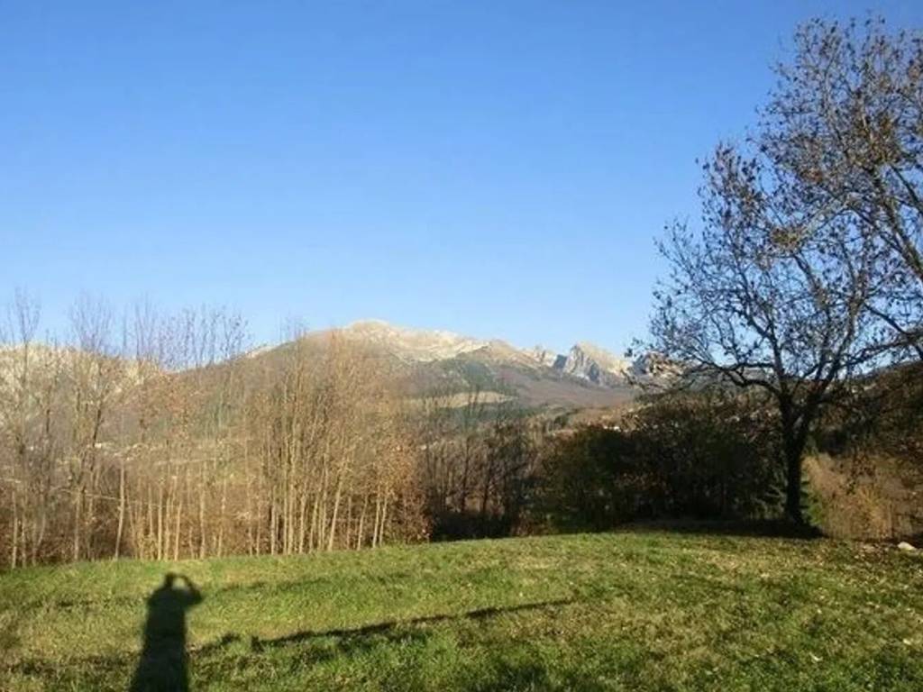 villa in vendita ad Alpago