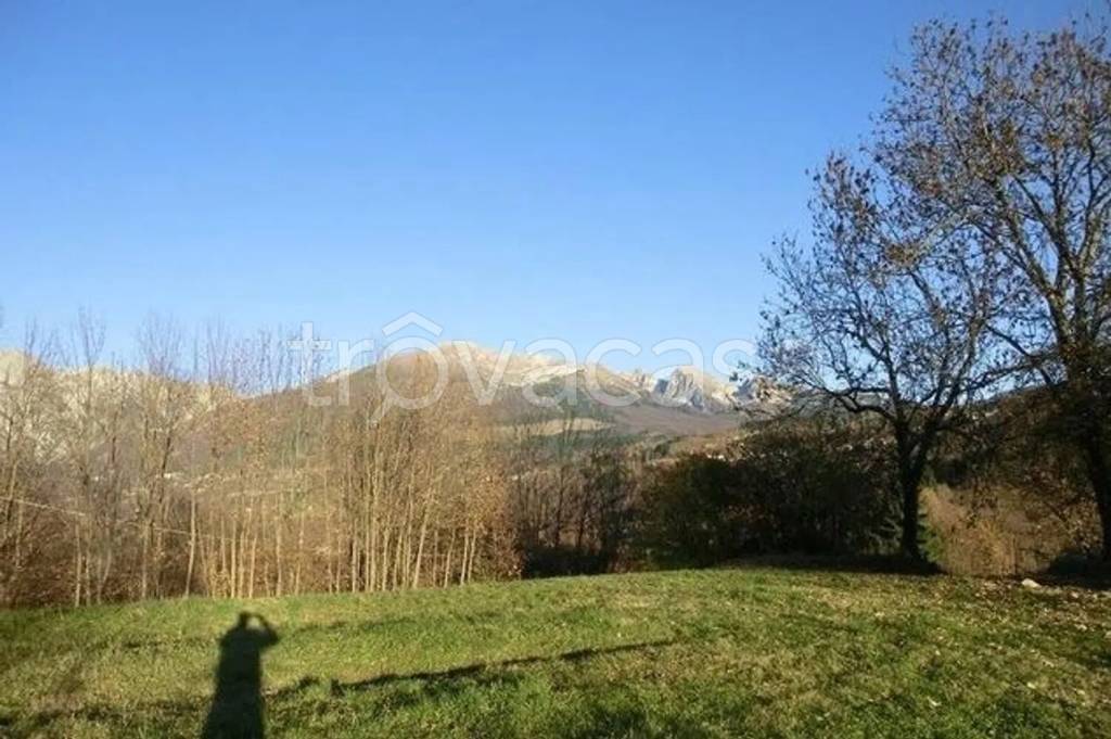 terreno agricolo in vendita ad Alpago