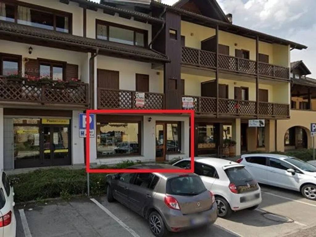 ufficio in vendita ad Alpago in zona Puos d'Alpago