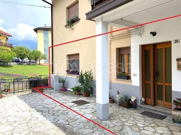 appartamento in vendita ad Alpago in zona Santa Croce