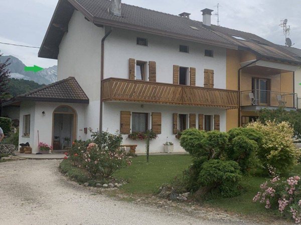 casa indipendente in vendita ad Alpago in zona Puos d'Alpago