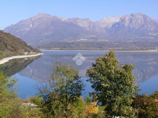 terreno edificabile in vendita ad Alpago in zona Santa Croce