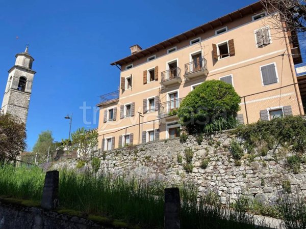 appartamento in vendita ad Alpago in zona Plois