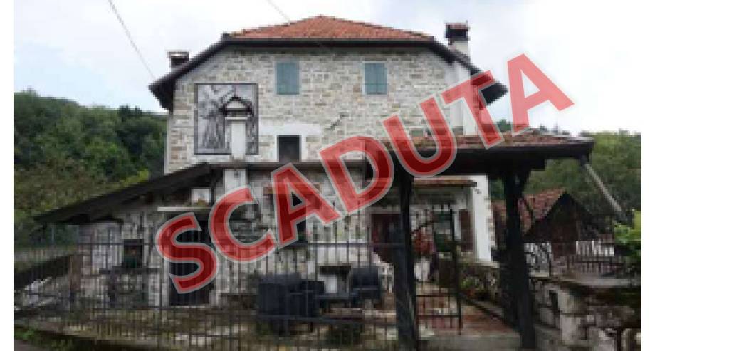 appartamento in vendita ad Alpago in zona Sommacosta