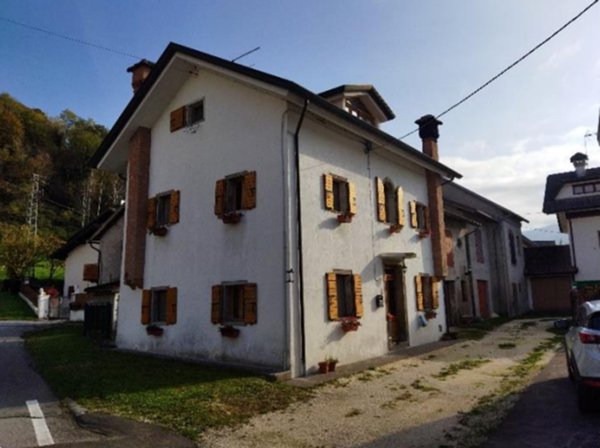 casa indipendente in vendita ad Alpago