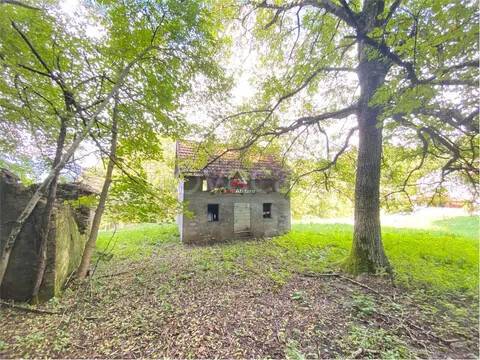 casa indipendente in vendita ad Alpago