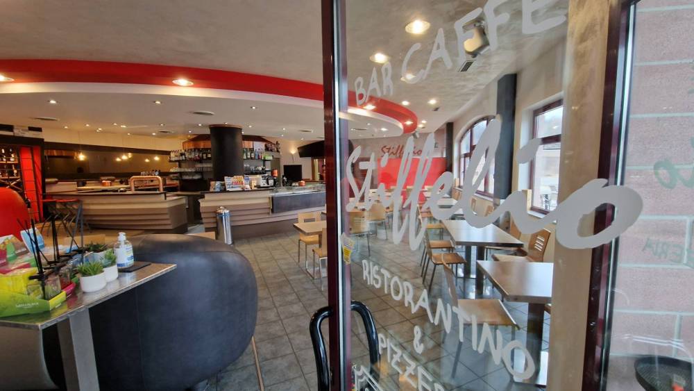 negozio in vendita ad Alpago