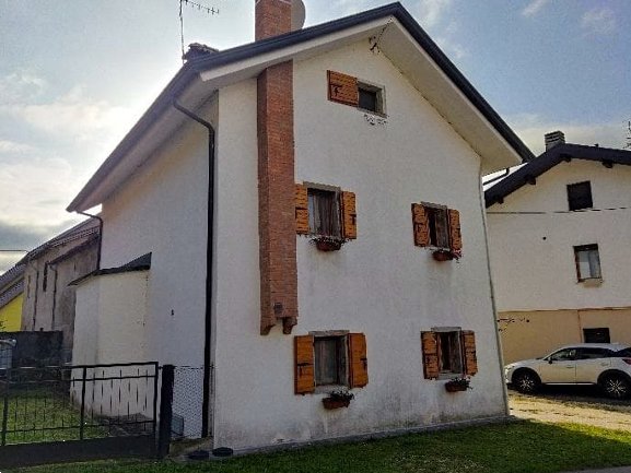 casa indipendente in vendita ad Alpago