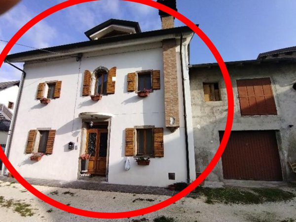 casa indipendente in vendita ad Alpago