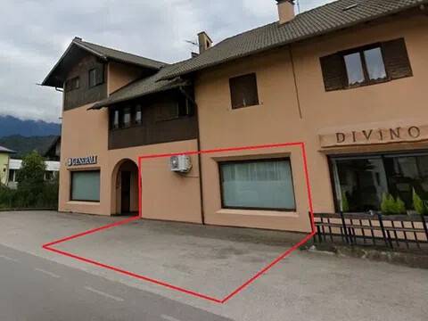 negozio in vendita ad Alpago in zona Puos d'Alpago
