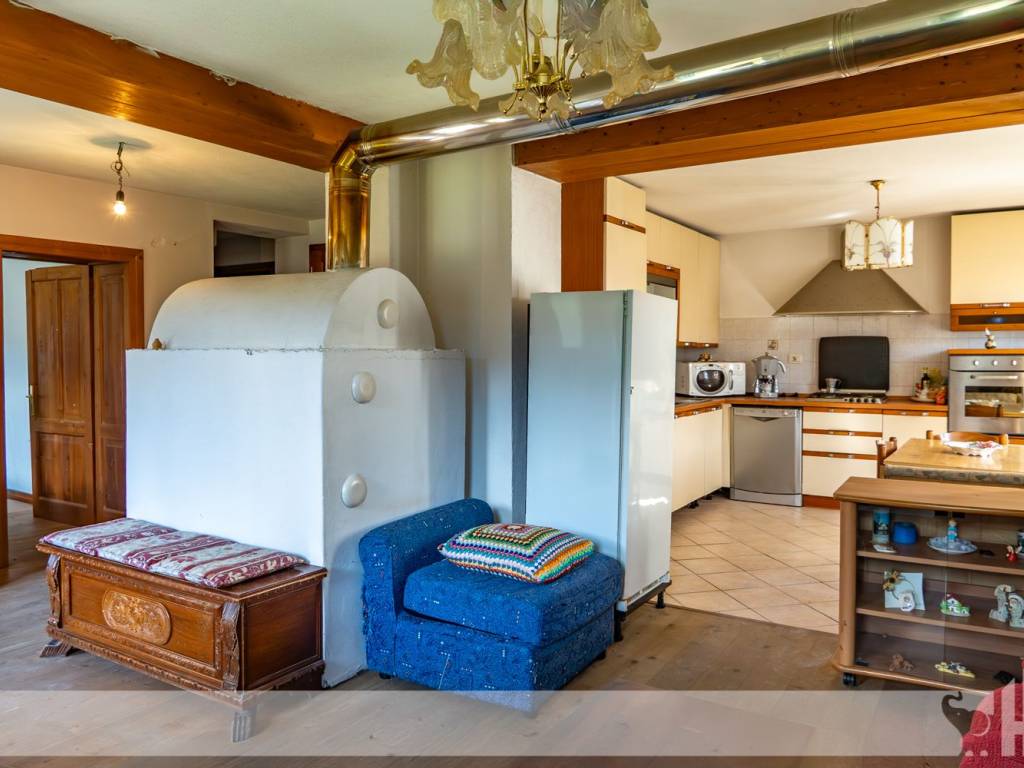 casa indipendente in vendita a Val di Zoldo in zona Cordelle