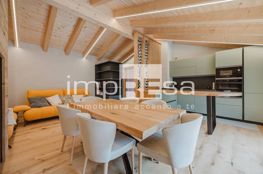 appartamento in vendita a Val di Zoldo in zona Pecol