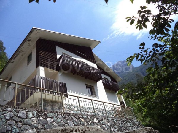 casa indipendente in vendita a Val di Zoldo in zona Villa