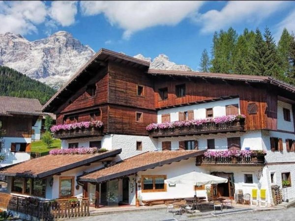 negozio in vendita a Val di Zoldo in zona Mareson