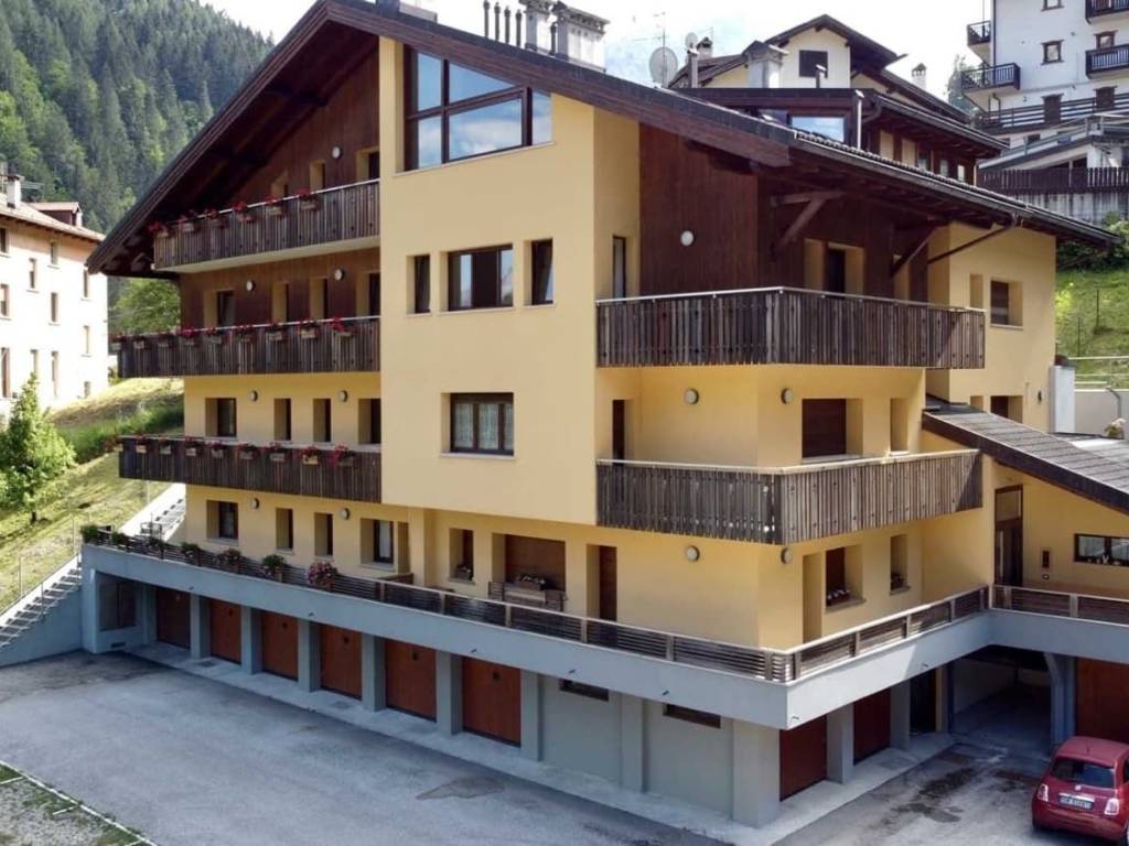 appartamento in vendita a Val di Zoldo in zona Dont