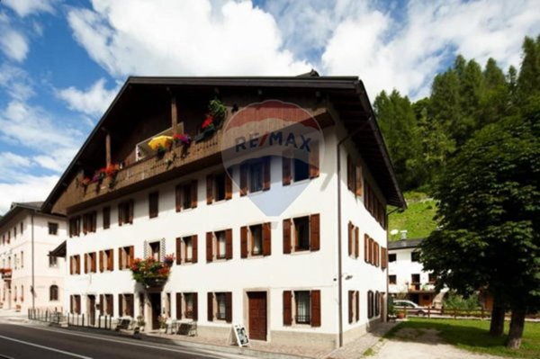 negozio in vendita a Val di Zoldo in zona Forno di Zoldo