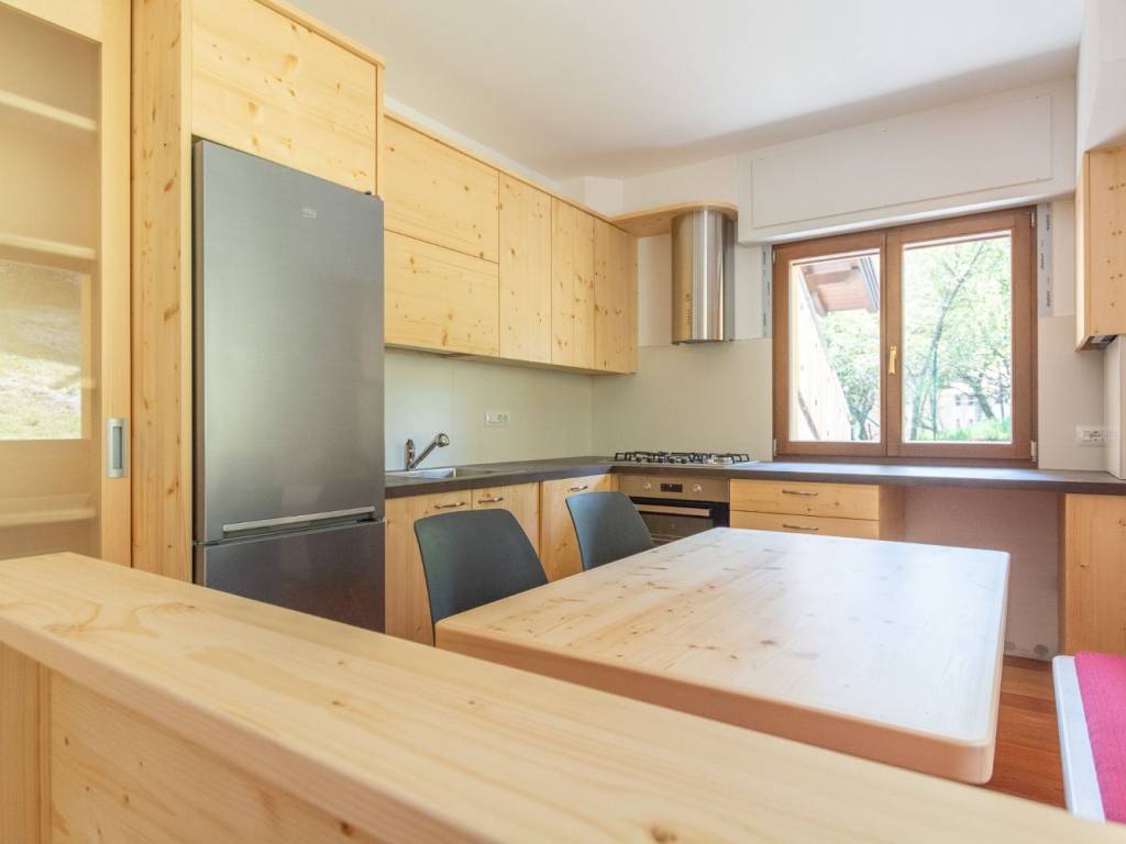 appartamento in vendita a Val di Zoldo in zona Dont