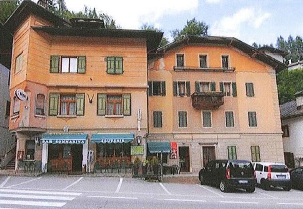 negozio in vendita a Val di Zoldo in zona Forno di Zoldo