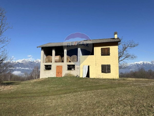 casa indipendente in vendita a Borgo Valbelluna in zona Carve