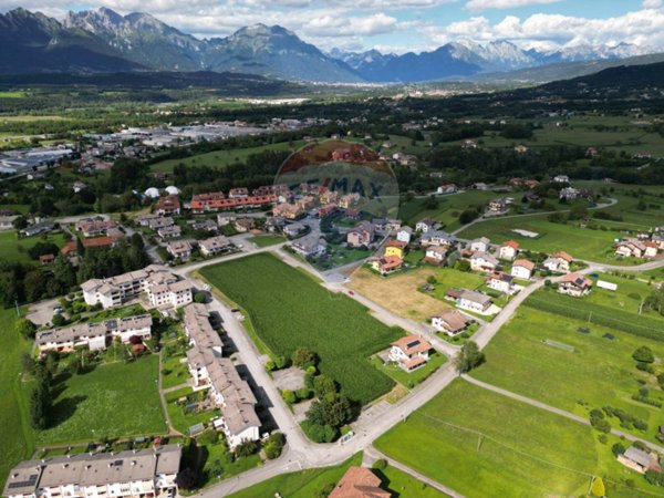 terreno edificabile in vendita a Borgo Valbelluna in zona Trichiana