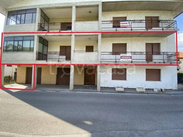 appartamento in vendita a Borgo Valbelluna in zona Trichiana