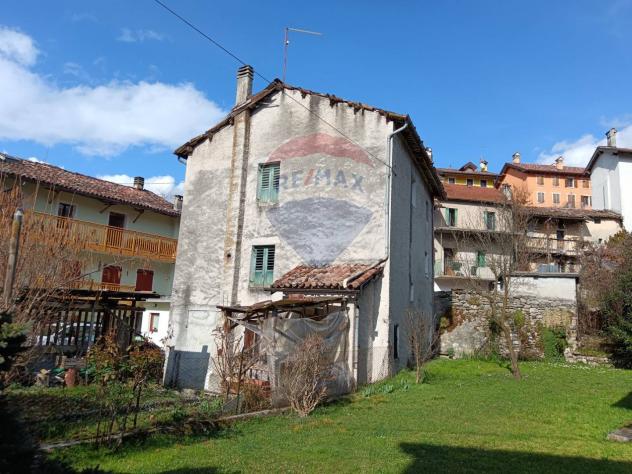 casa indipendente in vendita a Borgo Valbelluna in zona Bardies