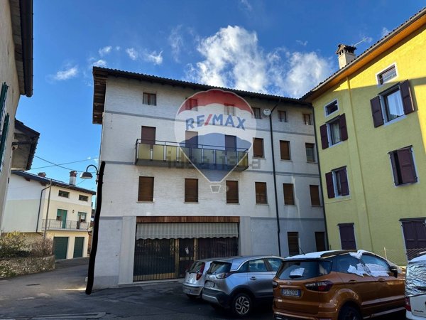 appartamento in vendita a Borgo Valbelluna in zona Villa di Villa