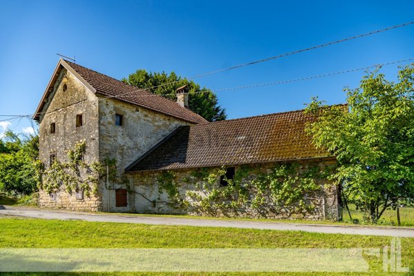 casa indipendente in vendita a Borgo Valbelluna in zona Tremea