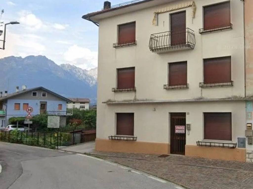 appartamento in vendita a Borgo Valbelluna in zona Lentiai