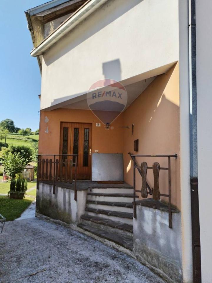 casa indipendente in vendita a Borgo Valbelluna in zona Conzago