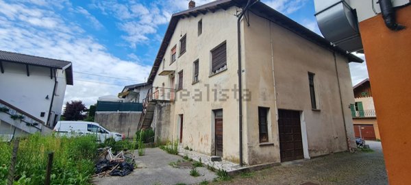 casa indipendente in vendita a Borgo Valbelluna in zona Trichiana