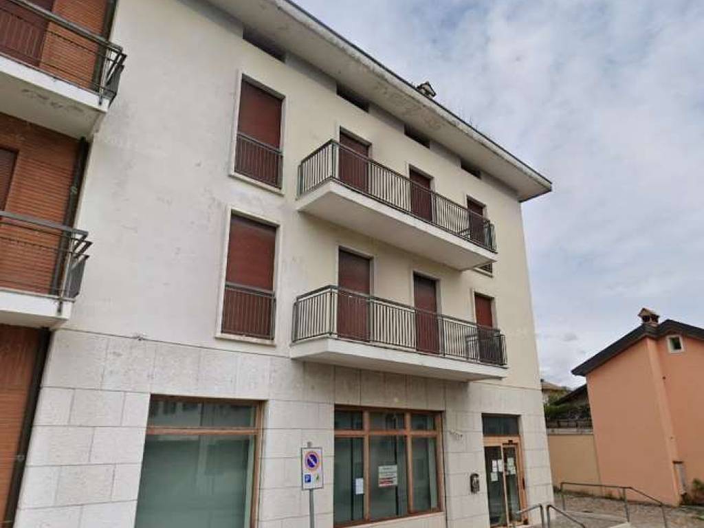 appartamento in vendita a Borgo Valbelluna in zona Mel