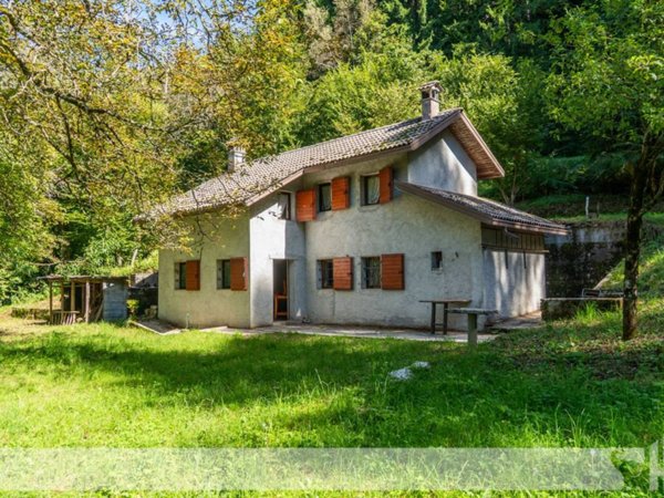 casa indipendente in vendita a Borgo Valbelluna