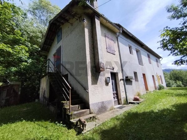 casa indipendente in vendita a Borgo Valbelluna in zona Vanie
