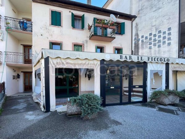 negozio in vendita a Borgo Valbelluna in zona Corte