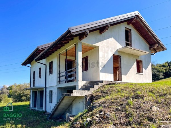 casa indipendente in vendita a Borgo Valbelluna in zona Trichiana