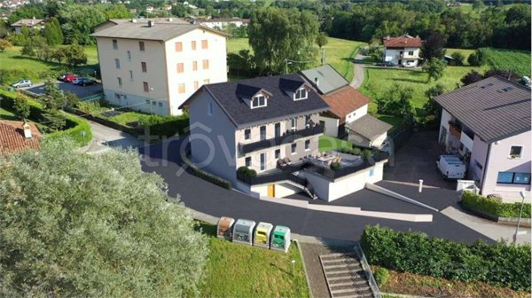 casa indipendente in vendita a Borgo Valbelluna in zona Trichiana
