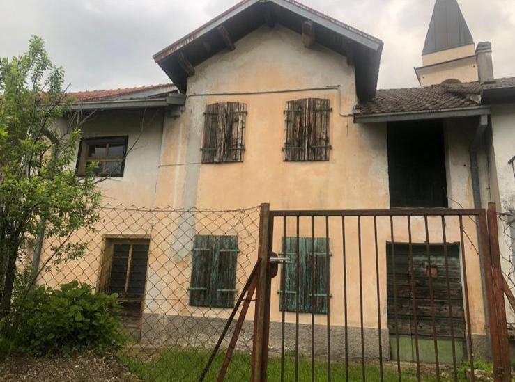 casa indipendente in vendita a Borgo Valbelluna in zona Corte