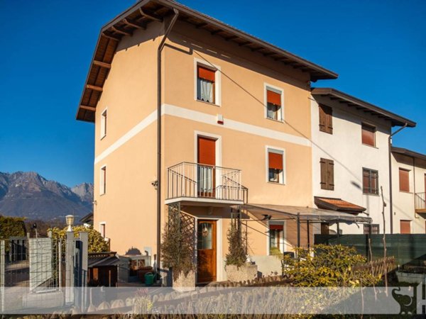 casa indipendente in vendita a Borgo Valbelluna in zona Villapiana