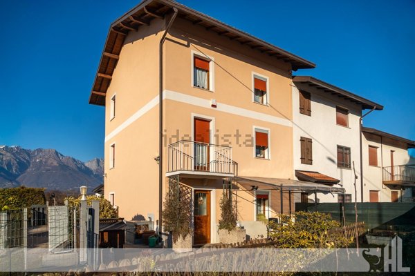 casa indipendente in vendita a Borgo Valbelluna in zona Lentiai