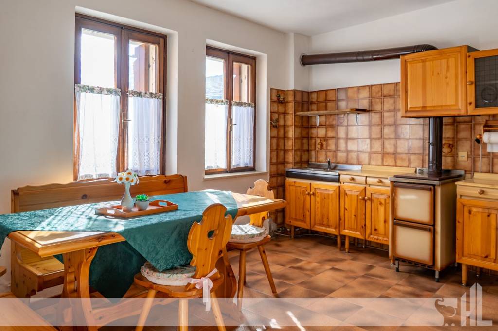 appartamento in vendita a Borgo Valbelluna in zona Stabie