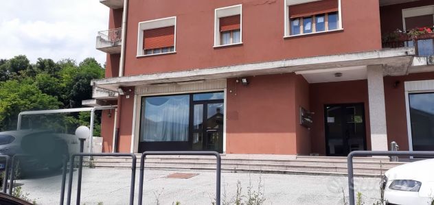 locale commerciale in vendita a Borgo Valbelluna