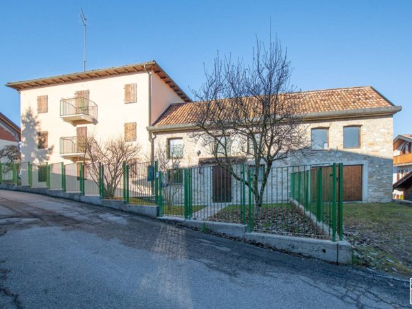 casa indipendente in vendita a Borgo Valbelluna in zona Trichiana