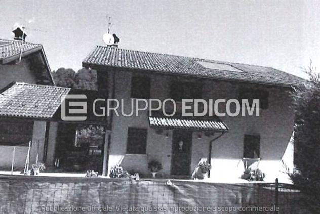 casa indipendente in vendita a Borgo Valbelluna in zona Trichiana