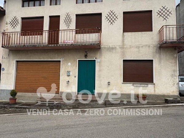 casa indipendente in vendita a Borgo Valbelluna in zona Carve