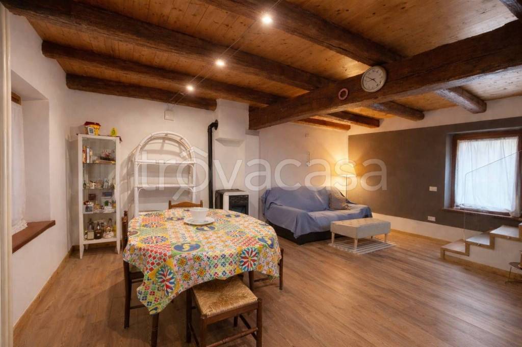 appartamento in vendita a Borgo Valbelluna in zona Villa di Villa