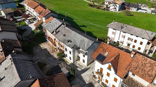 casa indipendente in vendita a Borgo Valbelluna in zona Col