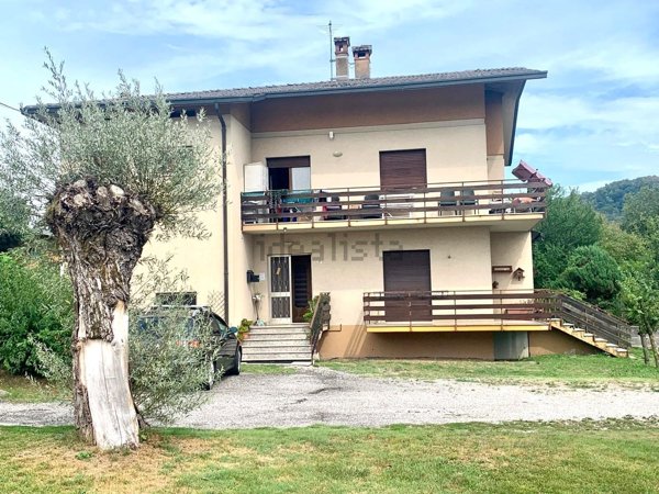 casa indipendente in vendita a Borgo Valbelluna in zona Cesana