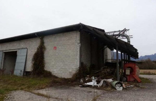 terreno agricolo in vendita a Borgo Valbelluna in zona Nave